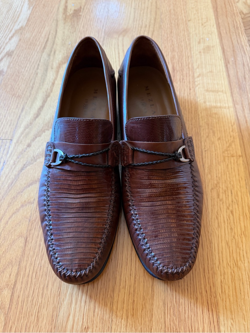 Mezlan Men's Brown Textured Leather Slip-On Loafers with Braided Accent